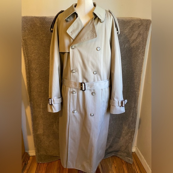 Ralph Lauren Tan Trench Coat with Belt and Epaulettes - Picture 1 of 10
